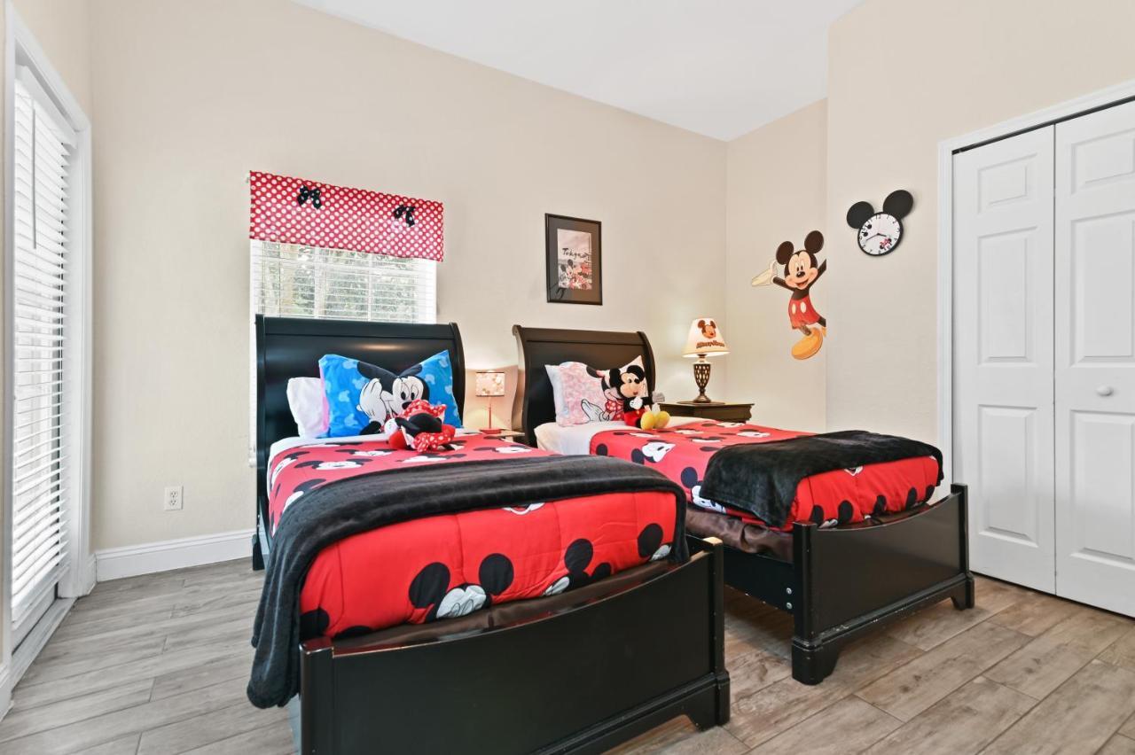 Cristina'S Tropical Villa/ Just Minutes From Disney! كيسيمي المظهر الخارجي الصورة