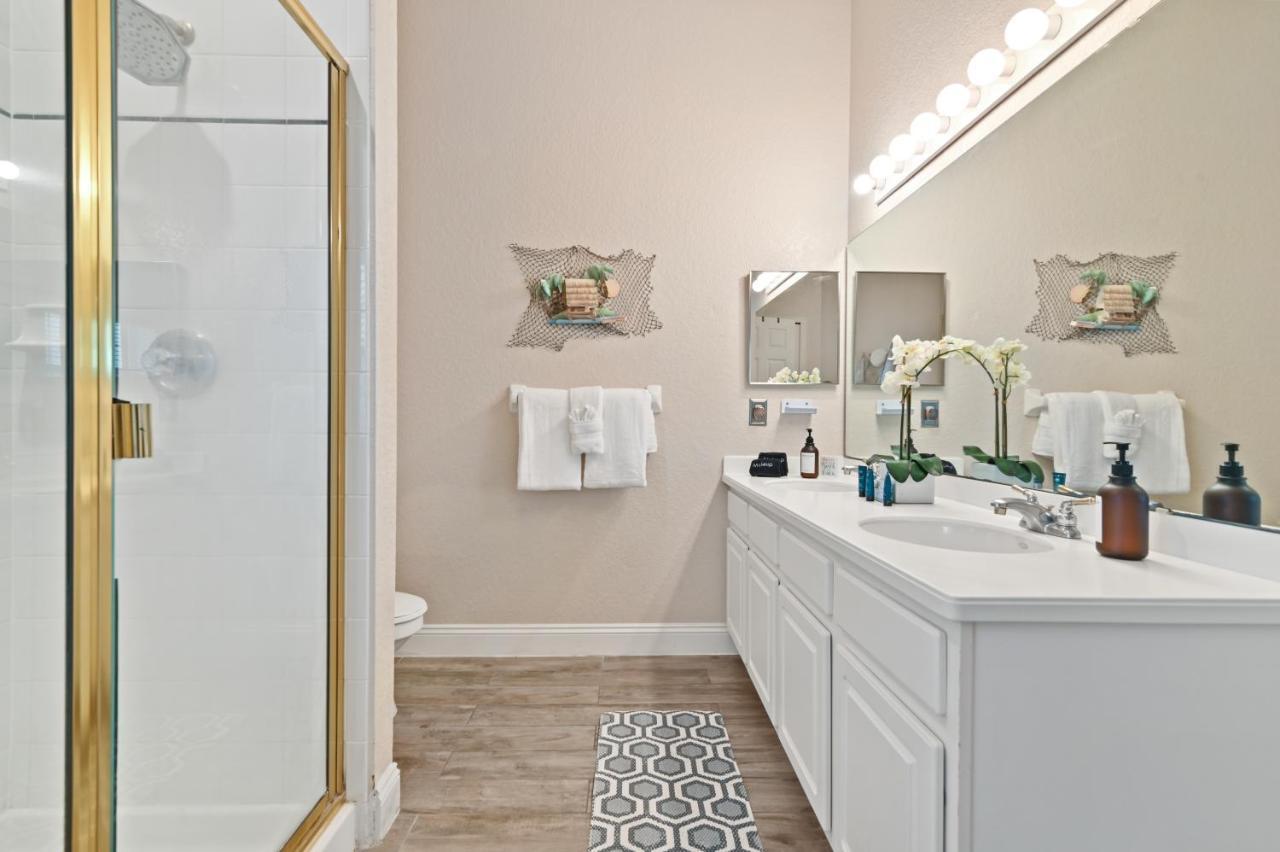 Cristina'S Tropical Villa/ Just Minutes From Disney! كيسيمي المظهر الخارجي الصورة